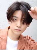 カットのみ！お洒落になれるエアリーセンターパート