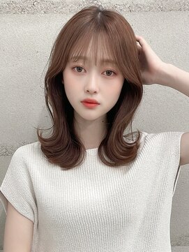 フォンズ(FONS) くびれミディアム斜めバンググレージュカラーシルキーベージュ