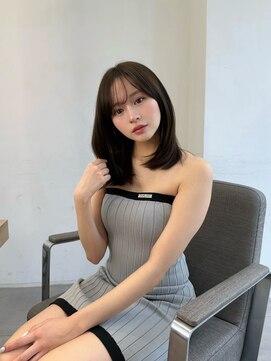 ノク(nok) ひし形ミディアム_美髪ピンクブラウン切りっぱなしボブ