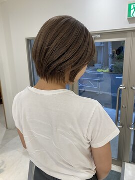 ネイロ 錦糸町(NeiRo) ハイトーンショートボブミルクティーベージュグレージュ