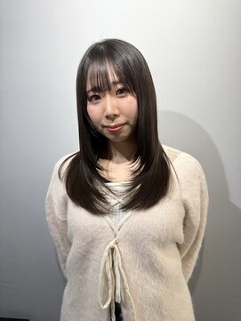 スイ(SUiii) レイヤーカット透明感カラー【札幌　大通】