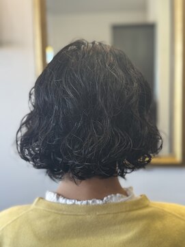 グラマラス(glamorous) ゆるふわパーマ