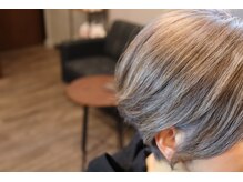 クウ ヘアーアンドスパ(Qu Hair & Spa)の雰囲気（グレーヘア移行お考えのお客様、ご相談承ります。）