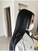 ナチュラルストレート ／ ブラックカラー