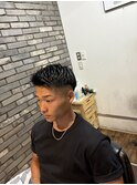 スパイキーショートスキンフェード