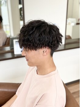 トータルビューティーオアシス(total baeuty OASIS)の写真/【低単価ハイクオリティ/駐車場有】バーバーstyleもお任せ!トレンドを取り入れたワンランク上のstyle提案を