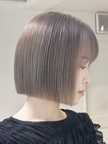 ルイ(ROUIS produced by LUCK 津田沼)&nbsp;ROUIS 津田沼 ラベンダーグレージュボブ/切りっぱなしボブ