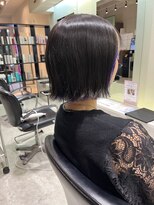 リー 尼崎(Lee) 「ミニボブ×バイオレットインナー」