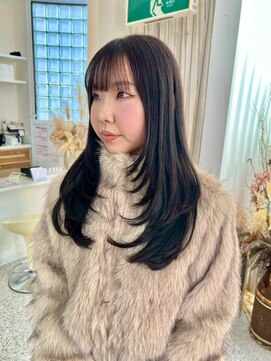 ロマーリ(LOMARLIE) レイヤーカット10代20代30代透明感カラーグレージュ