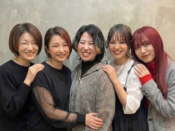 クロ(curro)の写真/相談しやすいスタイリストが在籍♪通いやすい価格だから、いつでもキレイでいられる☆【流山おおたかの森】