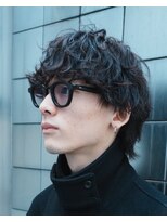レタッチバイフィフス(RETOUCH by fifth)&nbsp;原宿ルーズパーマメンズセンターパートビジネスヘアメンズカット