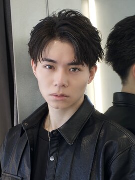 エイド 本店(aid) 束感ショートアップバング黒髪ビジネスリバースコンマバング