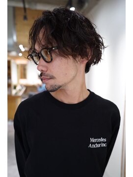 クオル キャスト 熊本(QOL×cast) 波巻きパーマミディアム大人スタイル