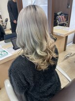 美容室ステラ 東大宮店 透明感ダブルカラーギャルスタイル