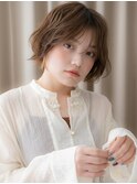 ミルクブラウンブリーチなし立体感大人ショートヘア20代30代W