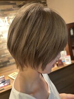 ミスター(Mr,) 甘くならない大人可愛いショート