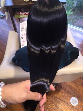 ヘアープロデュース ア ラ モード(Hair Produce A La Mode) サラ艶ストレート☆