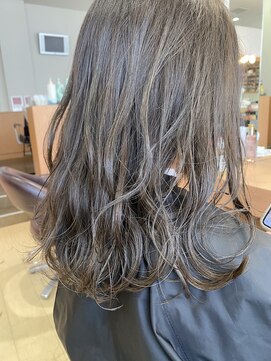 シャンプーボーイ 佐世保駅前店(SHAMPOO BOY) ハイライトカラー