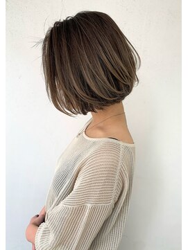 トルネード(TORNADO) 極細ハイライトバレイヤージュワンカールボブ