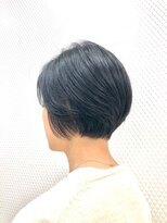 クオリス 上福岡店(QUALIS)&nbsp;黒髪/小顔/前下がり/グラデーション/ショート/丸み/40代50代60代