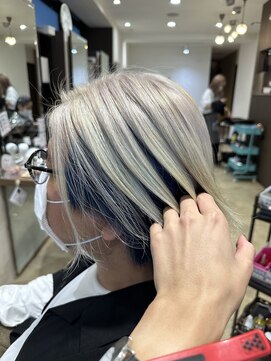 アヤナ バイ アヤラ(ayana by ayala) 【RAN】ホワイト×ブルー