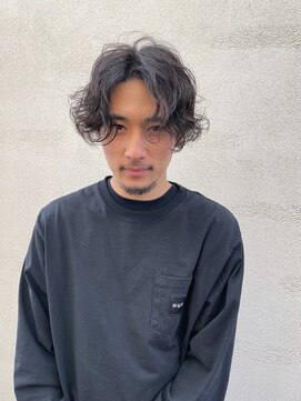 マカロンコワフュールドウシワカマル(macaron coiffure de ushiwakamaru) グランジパーマ