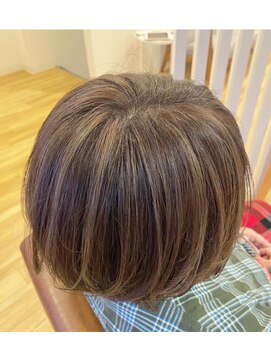 パプス ド コアフュール 宝塚中山寺店(Pap's de coiffeur) 白髪ぼかしハイライト