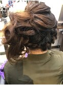 編み込みサイドアップ