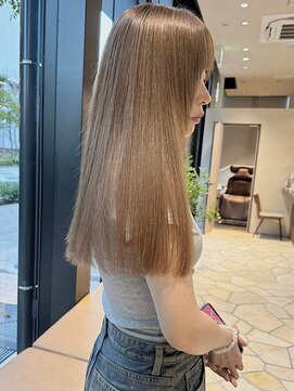 ジアン バイ ミルボン 西宮ガーデンズプラス(GIEN by milbon) ハイトーンベージュ/ブリーチ/ロング