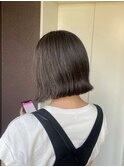 パツボブ×ナチュラルハイライトで立体感ある大人髪!