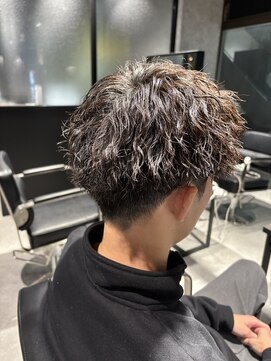 スタッド 松戸(stud. Men‘s) ツイストスパイラル