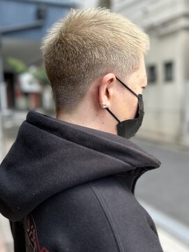 サロン ハナノ(Salon Hanano) バズカットボウズ明るめオリーブベージュハイトーンミルクティー