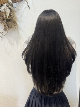 ヘアースタジオ ゼン カロン(Hair studio Zen kalon) レイヤーカット、酸性ストレート