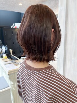 キャアリー(Caary) 福山人気マロンブラウン艶髪切りっぱなし外ハネくびれボブ20代