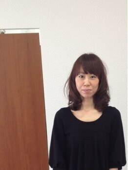 ジーナ(Gina)の写真/Ginaのグレイカラーなら表情まで輝かせる仕上がりに☆最近気になりだした白髪やこまめなお手入れにも◎
