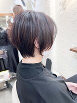 シロ(Shiro) 大人ショートボブ 【大人ショート/髪質改善/吉祥寺/縮毛矯正】