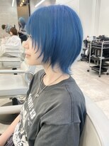 ダブルトーキョー シブヤ(W-TOKYO SHIBUYA)&nbsp;ショートウルフカットブルーカラーレイヤーカットハイトーン