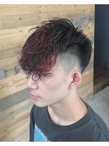 ヘアアイラッシュ リベット(hair eyelash RIVET)&nbsp;モヒカン風×レッドメッシュ