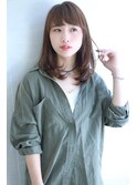 ネイビーカラーの大人かわいいブランジュ小顔くびれセミディス