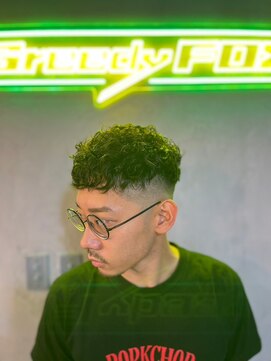 グリーディーフォックス 代々木(Greedy FOX) アップバング/ツーブロックマッシュ/束感/波巻き[シェービング]