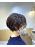 ショートボブ