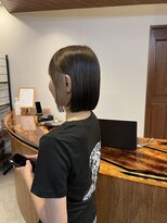 アンバー(AMBER)&nbsp;切りっぱなしボブとインナーカラー
