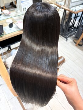 プラグ バイ ネオリーブ(plug by neolive) チェリーブラウン×髪質改善[髪質改善/縮毛矯正/韓国]A