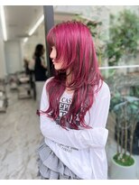 ナナ(NANA)&nbsp;レッド/デザインカラー/ブリーチ/ウルフカット/レイヤー