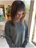 レイヤーカット軽めデザイン