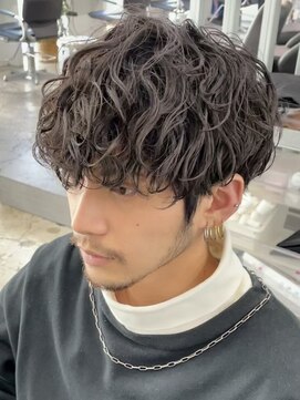 フィフス 天神大名(fifth) 天神大名メンズパーマツイストスパイラルパーマ波巻きパーマ強め