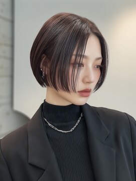 ボブ×モードスタイル