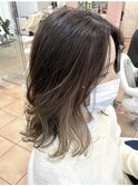 インナーカラーでミルクティーベージュ