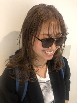 エル(EL by green) [ＡＫＩＫＯ]アッシュブラウン×ルーズウェーブ☆0112327997