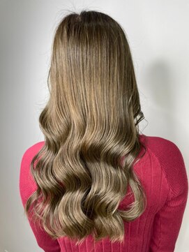 アルーシェ 平井(Alushe) ヨシンモリ『Ａｌｕｓｈｅ平井』